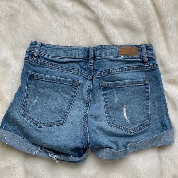 Jean short shorts - Picture 3 of 3
